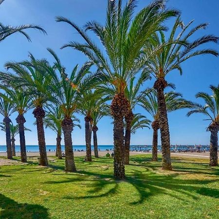 Studio La Carihuela Torremolinos Bagian luar foto