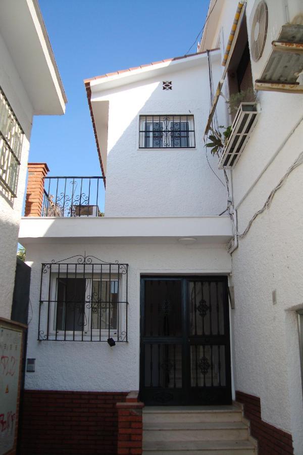 Studio La Carihuela Torremolinos Bagian luar foto